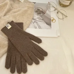 Guantes de lana de punto acanalado marrón, guantes táctiles cálidos de invierno detalle.