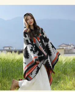 Etnische poncho cape met capuchon voor dames, stijlvol geometrisch patroon warme reissjaal