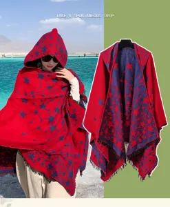 Mantella con cappuccio rossa e blu con stelle e frange poncho caldo per viaggio inverno