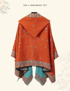 Ethischer Kapuzenstern Umhang Detailansicht, warme Outdoor Reisekleidung, cooler Poncho.