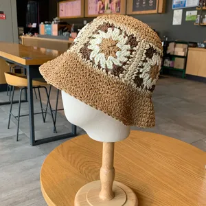 Handgemachte Häkel-Stroh-Fischerhut Sommer Sonnenschutz Blumenmuster lässig chic