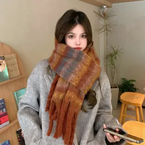 Sciarpa lavorata a maglia con frange sfumate in stile coreano da donna invernale calda e morbida