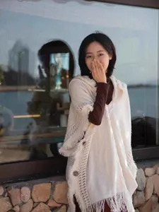 Poncho pull en tricot à capuche et franges bohème, cape de voyage style forêt japonaise.