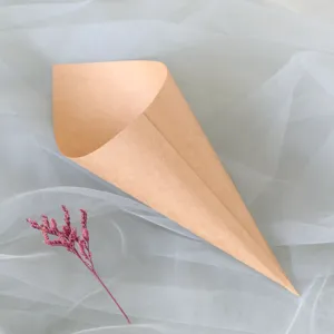 Cono de papel kraft para confeti de boda, soporte de flores DIY, decoración rústica.