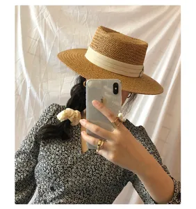 Chapeau de paille plat rétro pour femmes, chapeau de soleil de plage d'été élégant, fedora.
