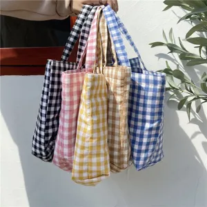 Fresh Japanese style checkered portable bento bag small cloth tote for daily use