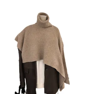 Poncho maglione sciarpa in maglia collo alto unito irregolare donna design alla moda.