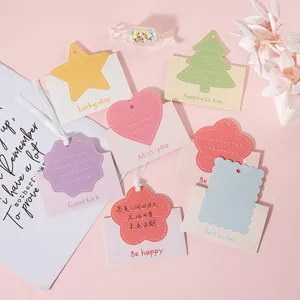 Tarjetas de felicitación plegables creativas con etiquetas de mensajes escritas, bonitos.