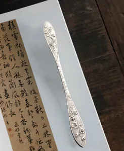 Exquisite chinesische Pflaumenblüten Haarnadel für Damen, vintage silberne Haarspange.