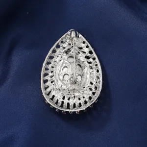 Vintage druppel strass broche achteraanzicht, zilveren legering metalen speld voor vrouwen.