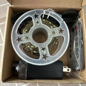 Guirnalda de luces LED alambre de cobre estrella de Navidad con mando y adaptador de corriente.