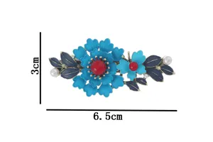 Retro blaues Emaillierte Blumen Haarklammer, elegante Spange mit Perlen und vintage Design.