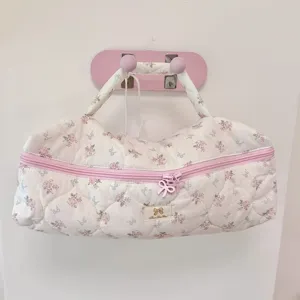 Graziosa borsa trapuntata con fiori per arricciacapelli organizer portatile per styling capelli rosa