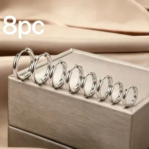 Edelstahl Creolen Set, minimalistischer geometrischer Schmuck fuer Alltag und Mode.