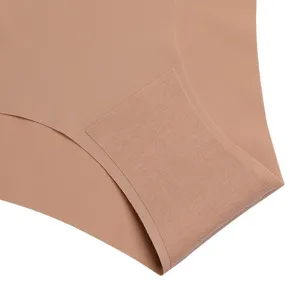 String femme soie glacée sans couture taille basse respirant slip nude sous-vêtement