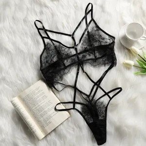 Ensemble Lingerie Dentelle Sexy Femme Transparent Ajouré Body Halter Bretelle Ajustable String Vêtements Nuit Sous-vêtement