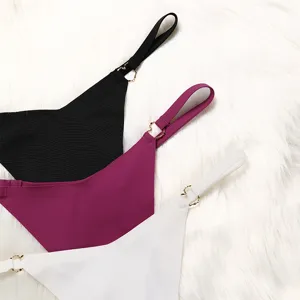 Seamless ice silk low-waist thongs for women, V-shaped string panties in multi colors.