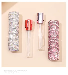 Flacone atomizzatore di profumo ricaricabile 10ml portatile con strass lucidi per viaggi.