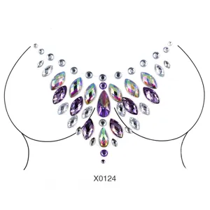 Detaillierte Strass Brustaufkleber Details, glitzernder Acryl Koerperschmuck fuer Party.