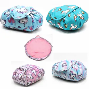 Grand Capacité Portable Trousse de Maquillage à Cordon Mignonne Licorne Imperméable Voyage Pochette de Maquillage Organisateur Paresseux