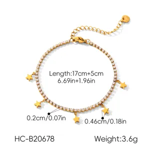 Elegante bracciale tennis in acciaio inossidabile dorato con zirconi e ciondoli a stella.