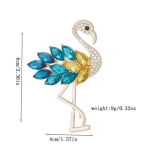 Broche flamant rose strass mode créative, élégante épingle en cristal pour femmes au quotidien.