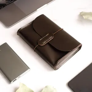 Dunkelbraune Leder Elektronik Tasche, tragbare Reise Kabel Aufbewahrungstasche für Maus.