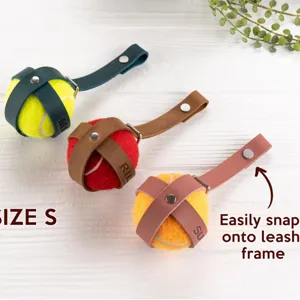 Support de balle de tennis pour animal avec lanière en cuir PU et bouton pression pour laisse