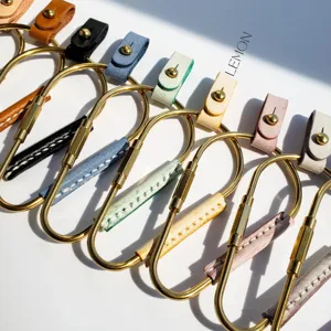 Retro PU Leather Brass Carabiner Keychain Minimalist Stud Rivets Key Holder Car Keychain Pendant For Men Women Bag Charm Hook