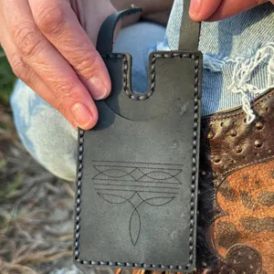 Cartera de cuero para bota tarjetero estilo western rodeo concierto detalle foto real