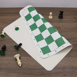 Echiquier pliante portable en cuir PU tapis de echecs carre vert et blanc pour voyage