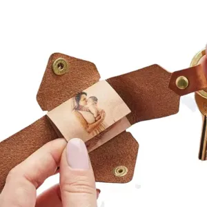 Portachiavi con foto pieghevole in pelle PU personalizzato, elegante astuccio porta foto inciso.