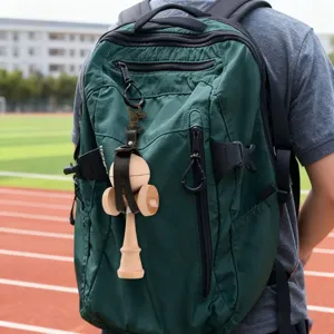 Outdoor Kendama Holzspielzeug mit Ledergurt Halter Rucksack Hänge Outdoor Sport Spiel Zubehör
