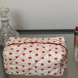 Cute quilted heart cosmetic bag travel toiletry pouch portable makeup storage organizer
