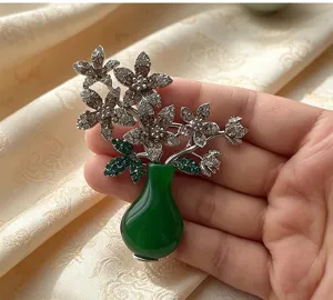 Vintage imitation jade green vase brooch with rhinestones, ideal for Hanfu and cheongsam.