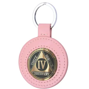 Rosa PU Leder Schlüsselanhänger Detailansicht mit Metallring und sicherer Münzhaltertasche.