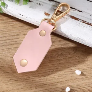 Pink PU leather mini photo frame keychain, creative DIY couple bag charm and key ring pendant.