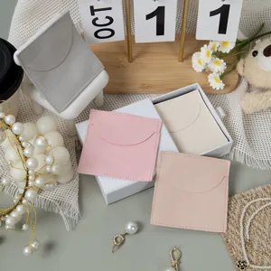 Velvet jewelry pouch envelope flannel bag for watch packaging and small accessories display.