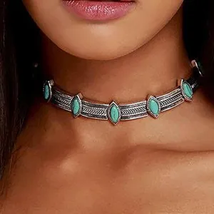 Vintage Alloy Turquoise Pendant Necklace Bohemian Geometric Carved Chain Necklace Holiday Costume Choker Jewelry For Women