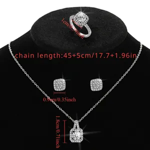Set di gioielli argento quadrato con collana orecchini anello donna elegante