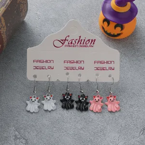 Halloween cartoon spook oorbellen set, schattige gelegeerde gelakte hangende oorbellen voor dames.
