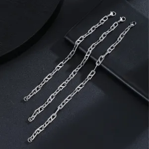 Bracciale con catena a maglie geometriche in argento da uomo, gioiello minimalista elegante