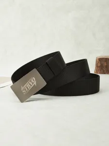 Ceinture tactique en toile de nylon noire avec boucle en métal, détail workwear.