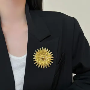 Vintage gold sunflower brooch, exaggerated metal lapel pin for women, elegant fashion accessory