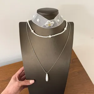 Set collana girocollo perle multistrato stile francese con ciondolo a goccia per donna elegante
