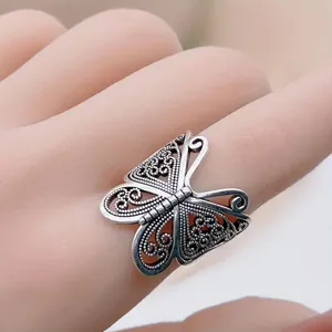 Vintage silberner Schmetterling Ring, filigranes Design modischer Statement Schmuck Damen.