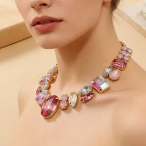 Exaggierte Mode Kristall Strass Anhänger Halskette Harz Legierung Statement Kette Bankett Schmuck Für Damen