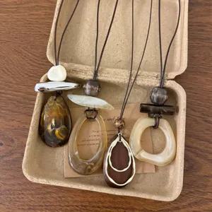 Set de collar largo con colgante de resina ámbar boho, cadena de jersey étnica mujer