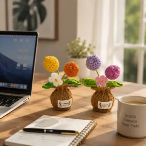Planta en maceta de tulipán de ganchillo hecha a mano decoración de escritorio de oficina