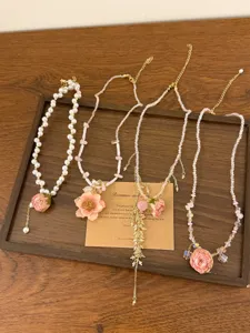 Zoete roze roos bloem ketting set met parels en kristal kralen, elegante sleutelbeenketting.